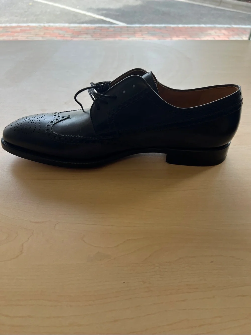 Magnanni sophisticated black